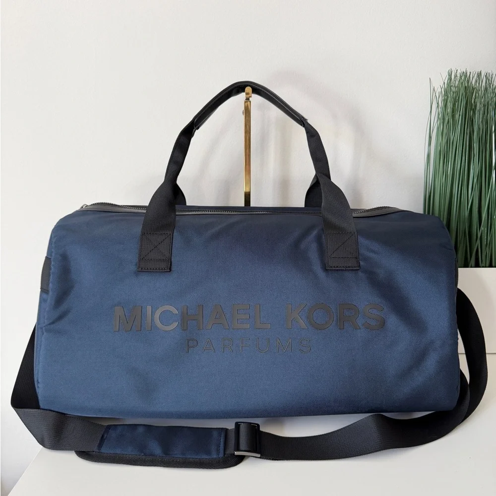 New Michael Kors Duffle Bag Gym Travel Blue 18*9 - Picture 12 of 12